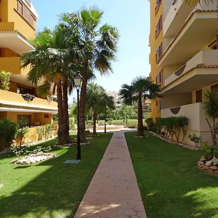 Eleonor, La Entrada, Punta Prima,